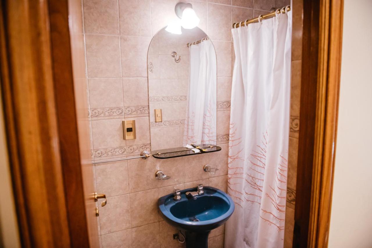 Pacifico Hotel 2*